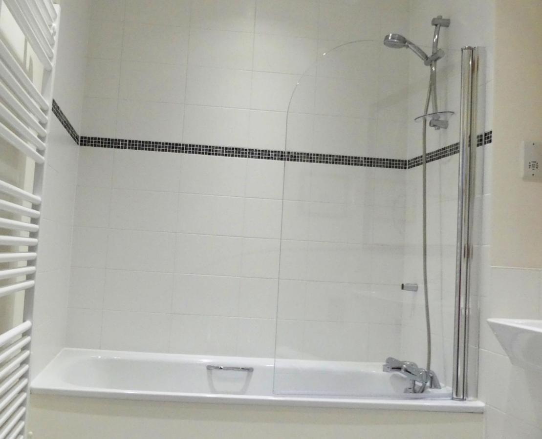Basingstoke Apartments, Alencon Link Executive Serviced Apartments Exterior photo