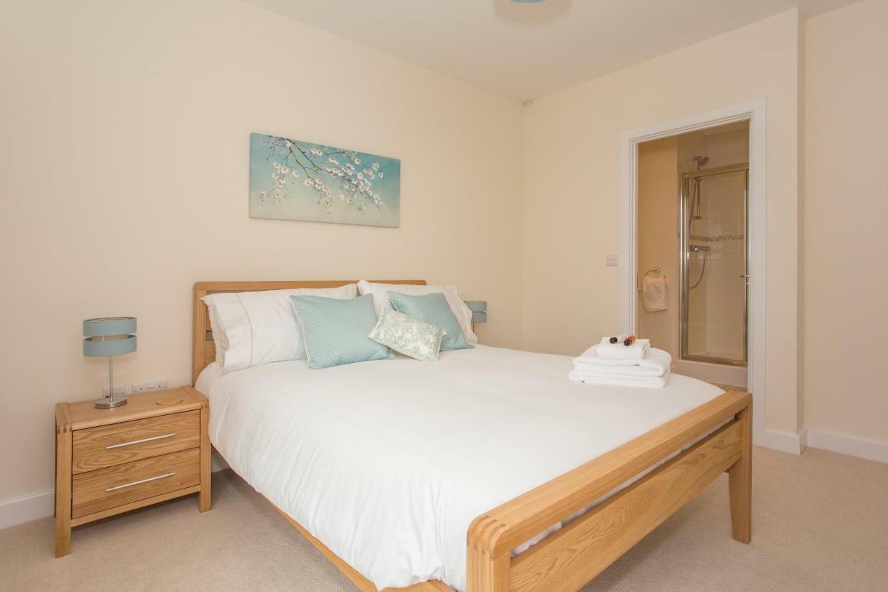 Basingstoke Apartments, Alencon Link Executive Serviced Apartments Exterior photo
