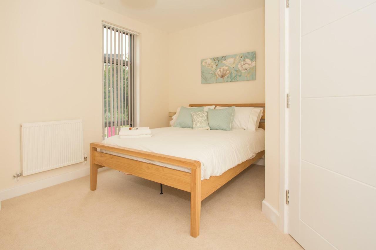 Basingstoke Apartments, Alencon Link Executive Serviced Apartments Exterior photo