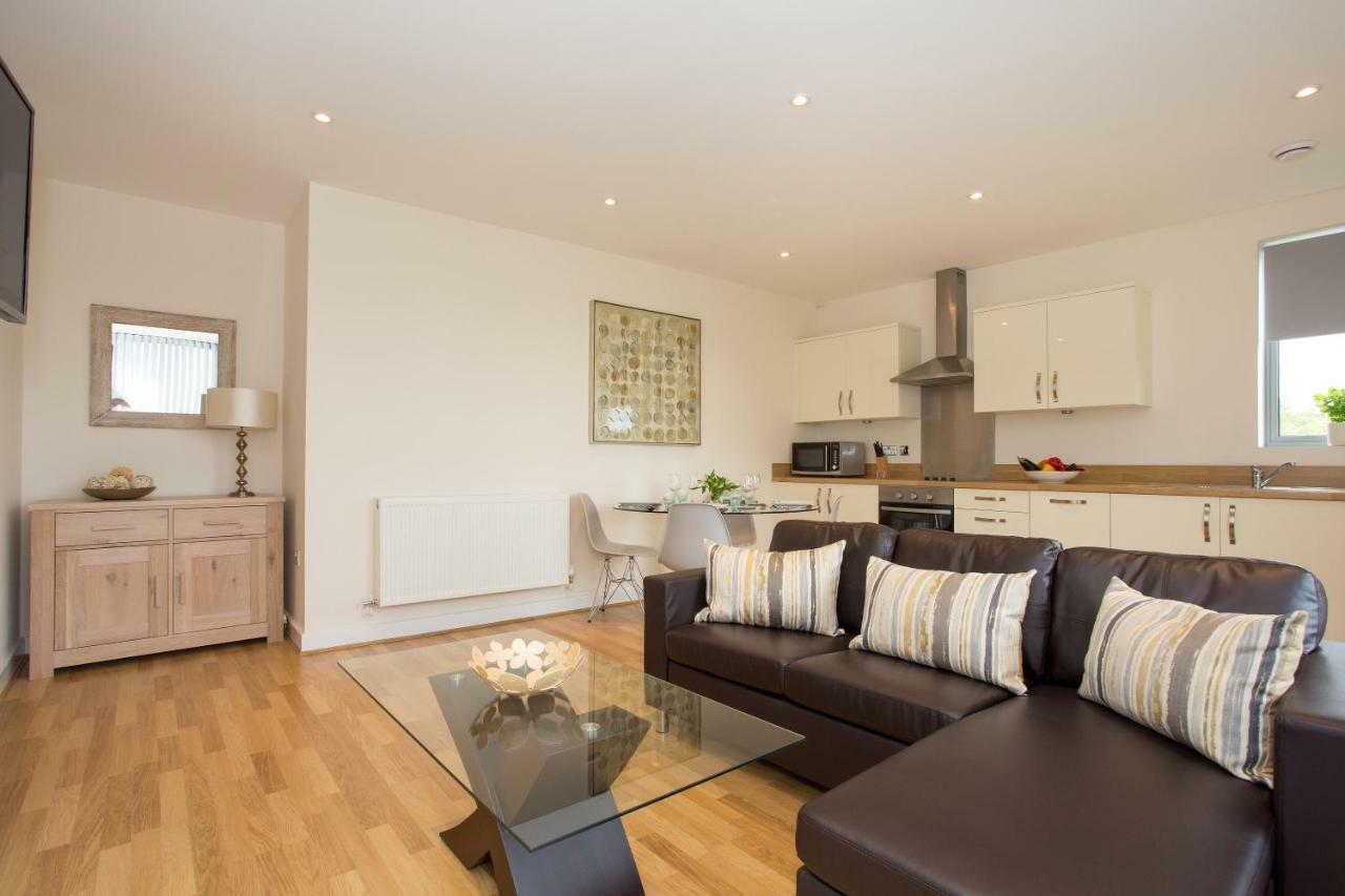 Basingstoke Apartments, Alencon Link Executive Serviced Apartments Exterior photo